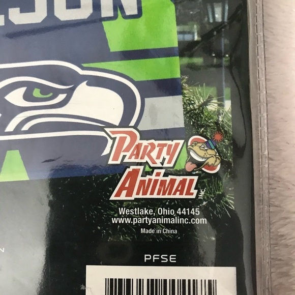 Authentic NFL Player Seattle Seahawks Russell Wilson #3 Oversized Flag 44"x 28" - Picture 6 of 10